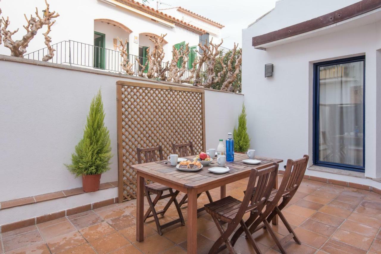 Apartamentos Llafranc Mar Exterior photo