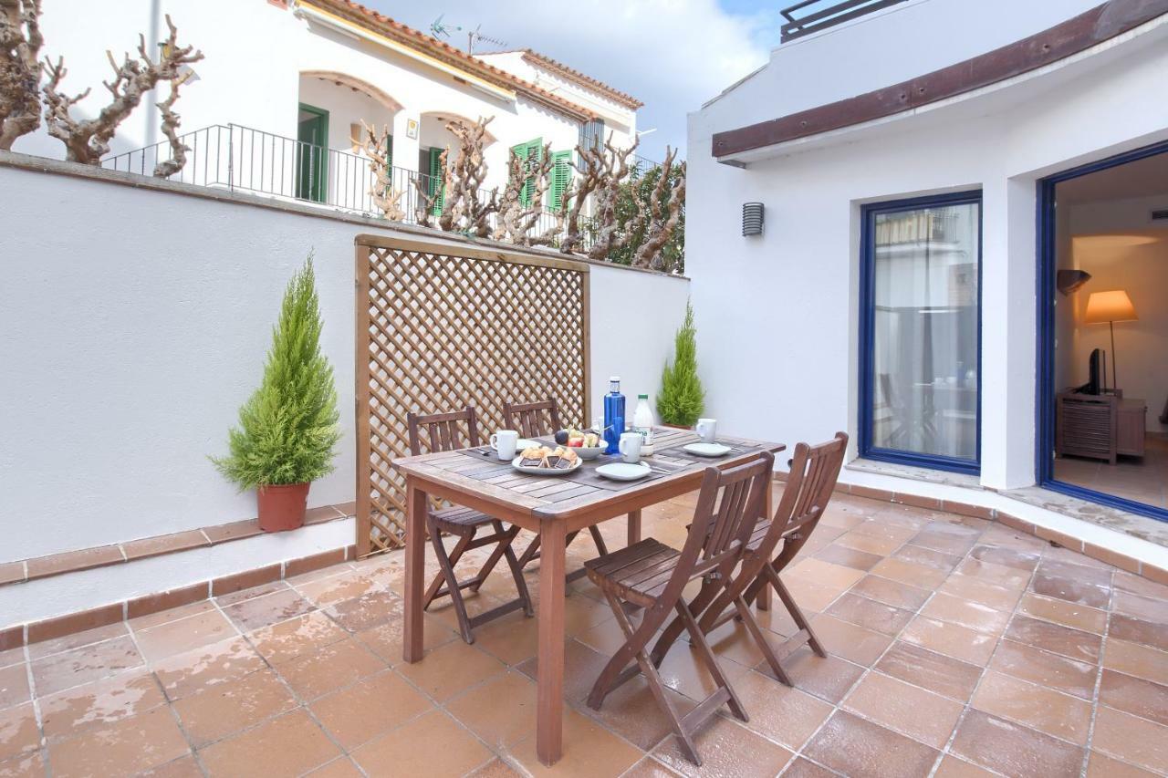 Apartamentos Llafranc Mar Exterior photo